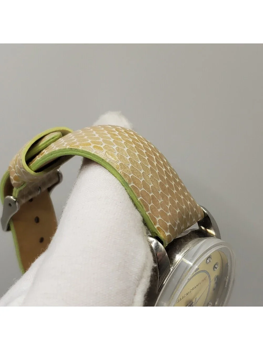 Isaac Mizrahi Live Womens Watch Watch 37mm New Battery